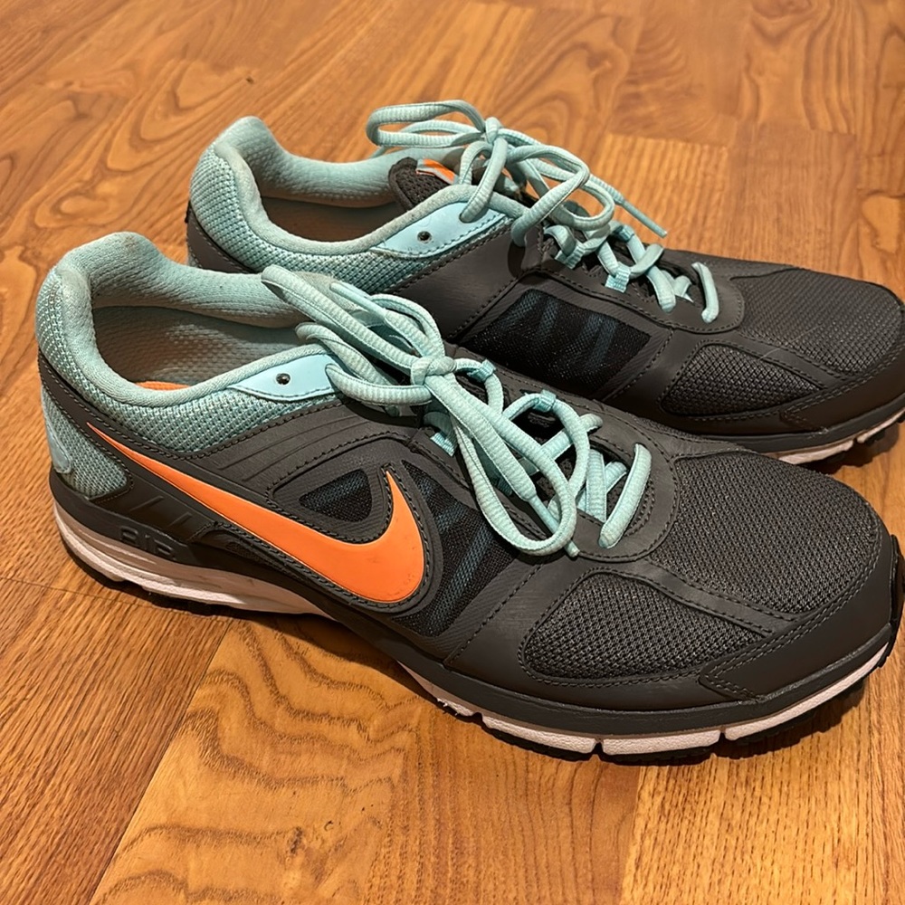 Nike Sneaker